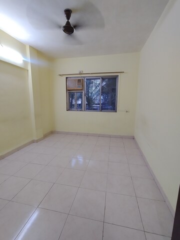 Room in 2 BHK Apartment at Sapta Green Acres I, Ghodbunder Road – for Rent