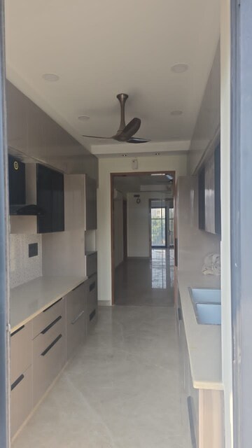 Building Lobby in 4 BHK Builder Floor at Uppal Southend, Sector 49 – for Rent