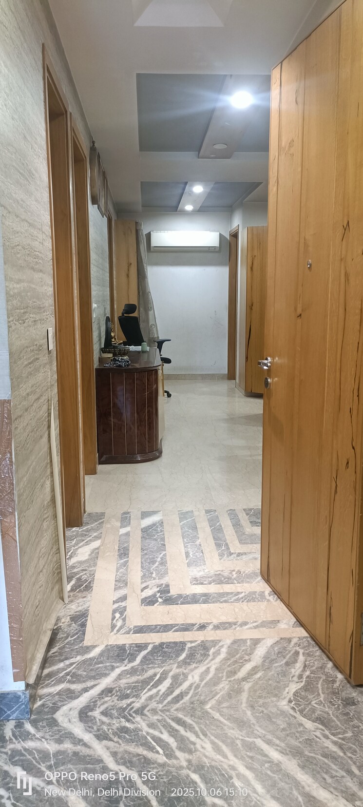 Bathroom, janakpuri 4 Bedroom 2025 Sq.Ft. Builder Floor In Janakpuri Delhi 9640620