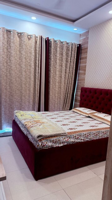 Bedroom in 4 BHK Apartment at Sunshine Helios, Sector 78 – for Rent