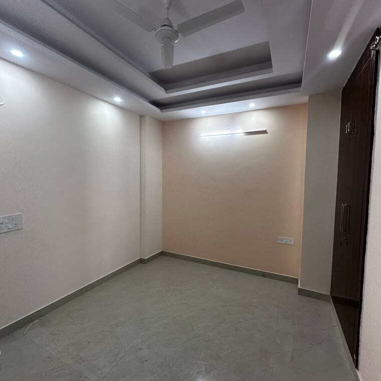 Room, sector 45 2 Bedroom 900 Sq.Ft. Builder Floor In Sector 45 Gurgaon 9640642