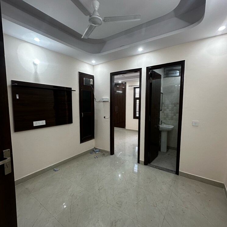 Room, sector 45 2 Bedroom 900 Sq.Ft. Builder Floor In Sector 45 Gurgaon 9640642