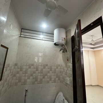 Bathroom in 2 BHK Builder Floor at Sector 45 – for Rent