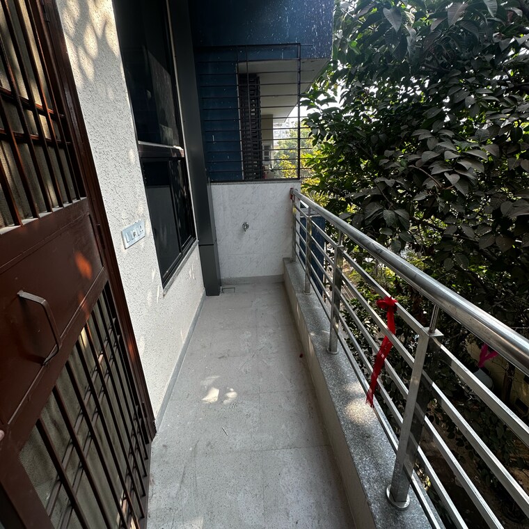 Balcony, sector 45 2 Bedroom 900 Sq.Ft. Builder Floor In Sector 45 Gurgaon 9640642