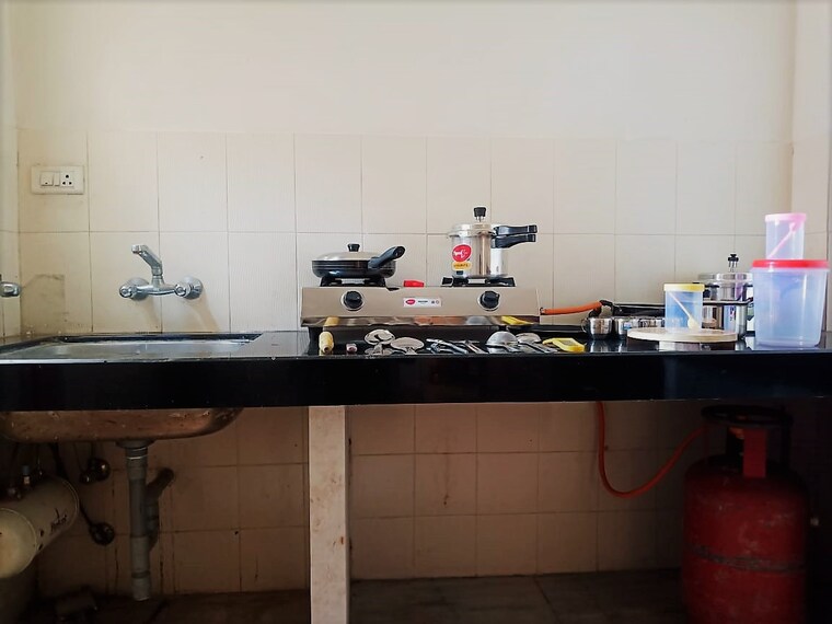 Kitchen, thane west Pg For Boys In Thane West 9640638