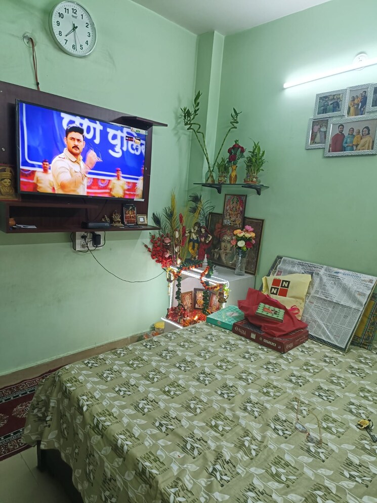 Bedroom, vishwas park 1 Bedroom 45 Sq.Yd. Builder Floor In Vishwas Park Delhi 9640660