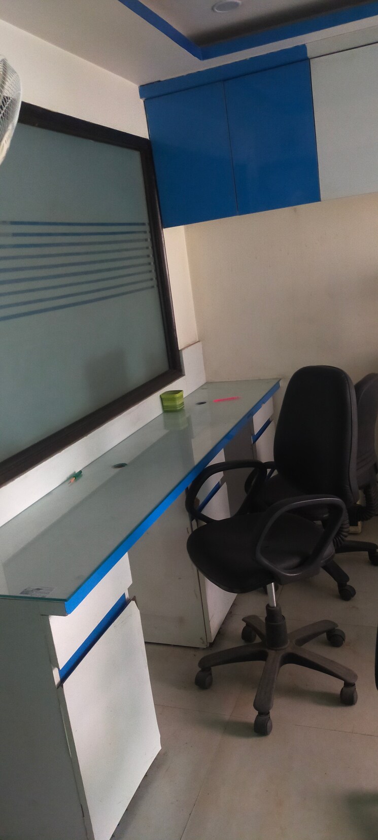 Team Area, rishabh-cloud-9 Commercial Office Space 600 Sq.Ft. In Sector 1 Vaishali Ghaziabad 9640713