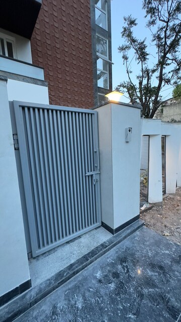 4 BHK Builder Floor – Exterior View View at Sector 21 - for Sale