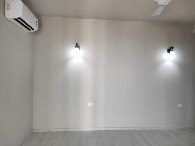 Room, emaar-the-palm-drive-the-sky-terraces 2 Bedroom 1185 Sq.Ft. Apartment In Sector 66 Gurgaon 9640749