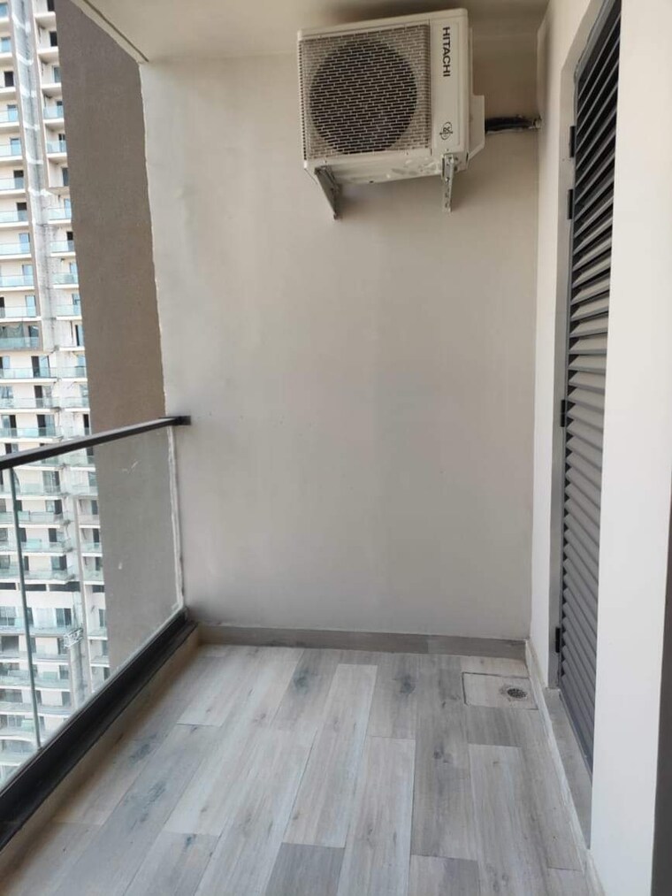 Bathroom, emaar-the-palm-drive-the-sky-terraces 2 Bedroom 1185 Sq.Ft. Apartment In Sector 66 Gurgaon 9640749