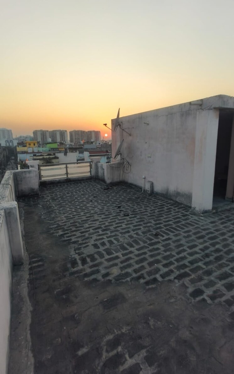 Terrace, dhakoli 2 Bedroom 900 Sq.Ft. Apartment In Dhakoli Zirakpur 9640790