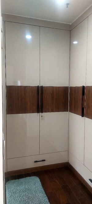 Furnished Amenities in 4 BHK Apartment at Emaar The Palm Drive-The Premier Terraces, Sector 66 – for Sale