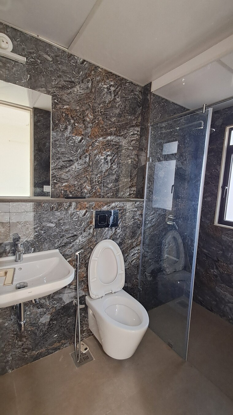 Bathroom, dosti-eastern-bay 3 Bedroom 1191 Sq.Ft. Apartment In Wadala Mumbai 9641086