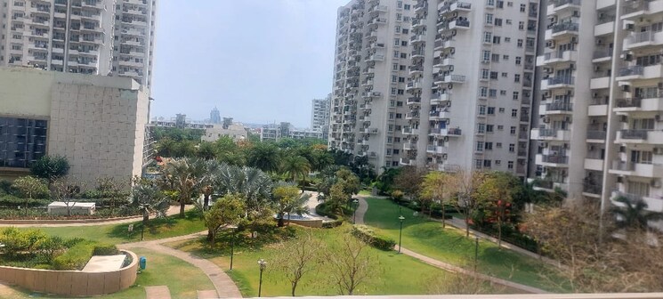 Garden, emaar-the-palm-drive-the-premier-terraces 4 Bedroom 2600 Sq.Ft. Apartment In Sector 66 Gurgaon 9641106