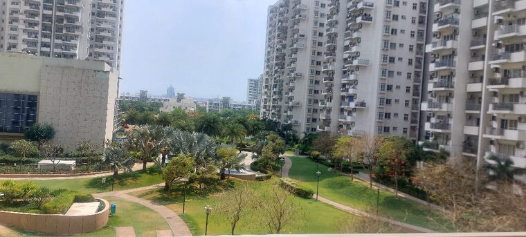 Garden, emaar-the-palm-drive-the-premier-terraces 4 Bedroom 2600 Sq.Ft. Apartment In Sector 66 Gurgaon 9641106