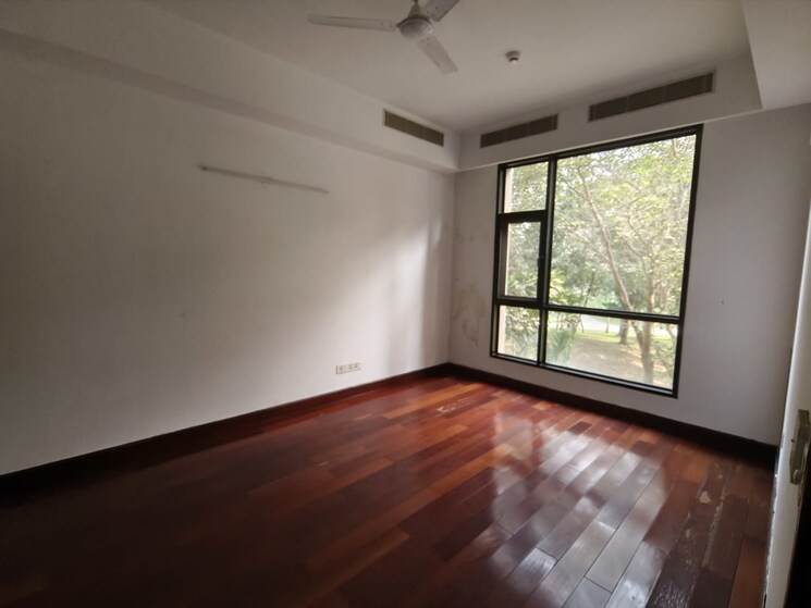 Room, jaypee-green-earth-court 4 Bedroom 4600 Sq.Ft. Apartment In Jaypee Greens Greater Noida 9641111