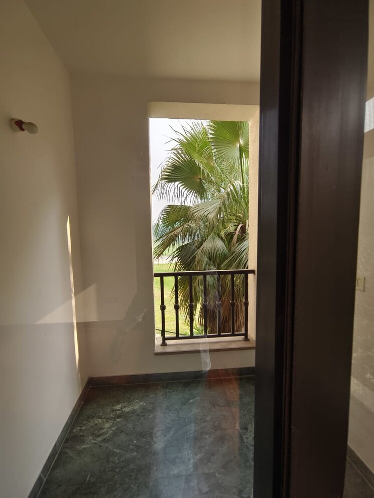 Room, jaypee-green-earth-court 4 Bedroom 4600 Sq.Ft. Apartment In Jaypee Greens Greater Noida 9641111