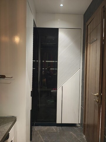 Bathroom in 4 BHK Builder Floor at Raheja Mall, Sector 47 – for Rent