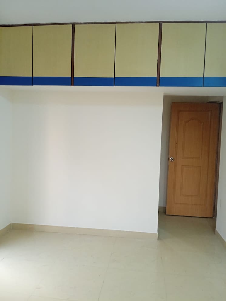Room, sadguru-complex-i 2 Bedroom 950 Sq.Ft. Apartment In Goregaon East Mumbai 9641131