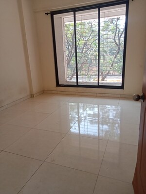 Room in 3 BHK Apartment at Hari Om Heritage, Kharghar – for Rent