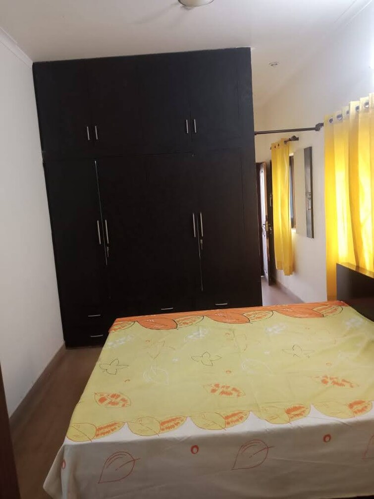 Bedroom, mohit nagar 3 Bedroom 3360 Sq.Ft. Independent House In Mohit Nagar Dehradun 9641154