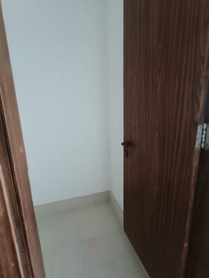 Bathroom in 2 BHK Apartment at Omkar Alta Monte, Malad East – for Rent