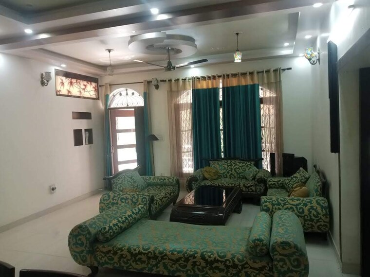 Living Room, mohit nagar 3 Bedroom 3360 Sq.Ft. Independent House In Mohit Nagar Dehradun 9641154