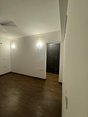 Room in 3 BHK Apartment at ATS Le Grandiose, Sector 150 – for Rent