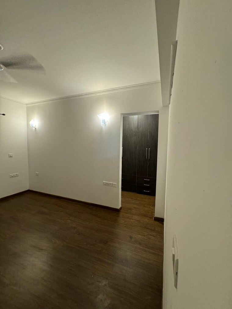 Room, ats-le-grandiose 3 Bedroom 2300 Sq.Ft. Apartment In Sector 150 Noida 9641356