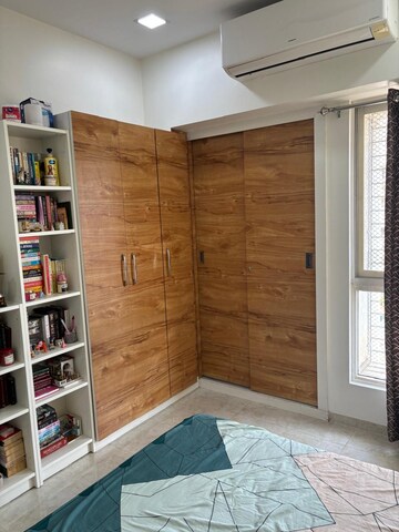 2 BHK Apartment For Rent in Lodha Amara, Kolshet Road