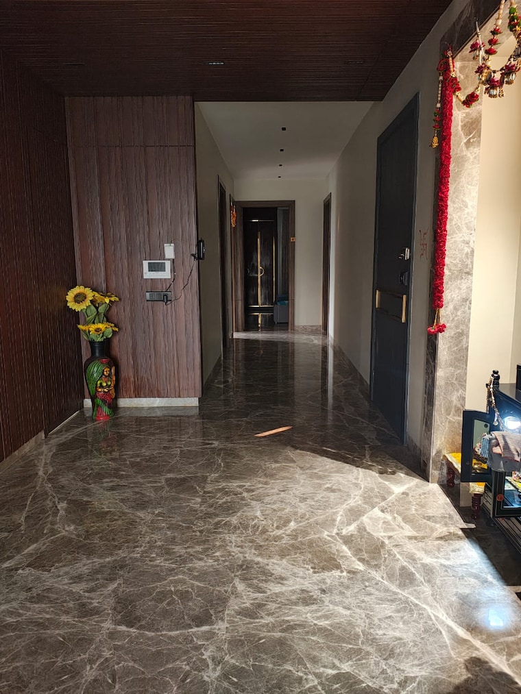  Parking, unitech-arcadia 4 Bedroom 2950 Sq.Ft. Builder Floor In South City 2 Gurgaon 9641325