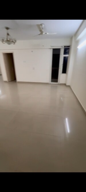 Room in 3 BHK Apartment at Mittal Rajnagar Residency, Raj Nagar Extension – for Rent