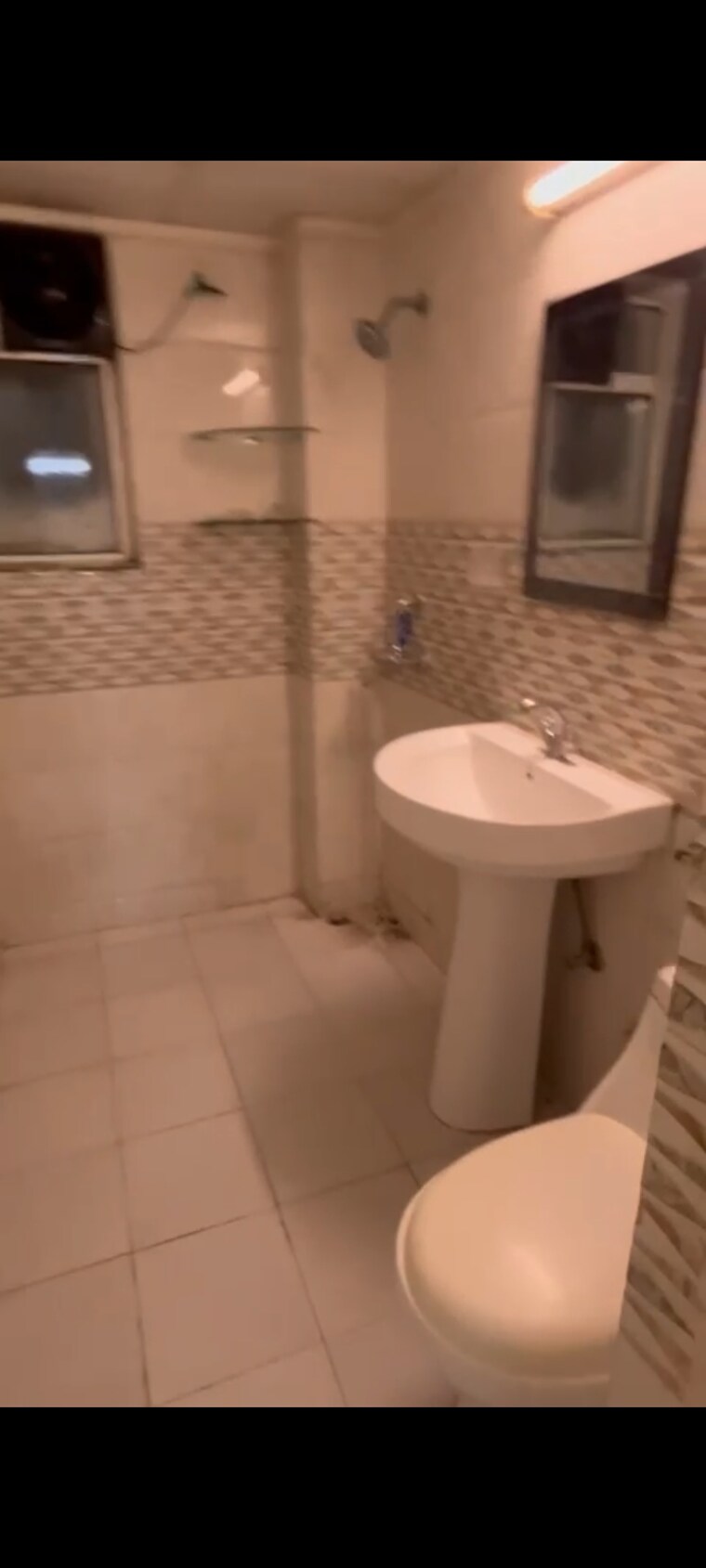 Bathroom, mittal-rajnagar-residency 3 Bedroom 1450 Sq.Ft. Apartment In Raj Nagar Extension Ghaziabad 9641574