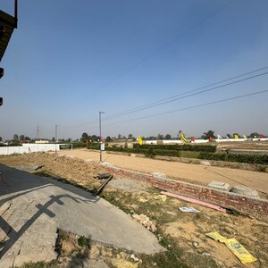 Plot Area in 3 BHK Builder Floor at Tdi City – for Sale