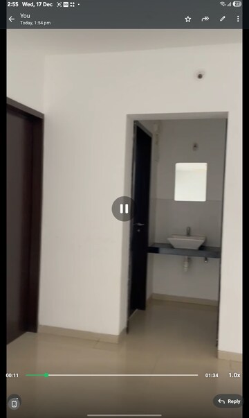 Room in 1.5 BHK Apartment at Pride World City Long Island, Charholi Budruk – for Sale