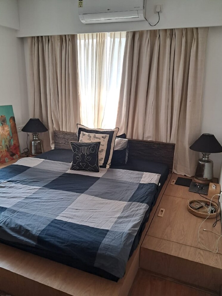 Bedroom, khar west 2 Bedroom 700 Sq.Ft. Apartment In Khar West Mumbai 9641836