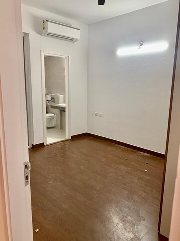 Room in 3 BHK Apartment at Mapsko Mount Ville, Sector 79 – for Rent