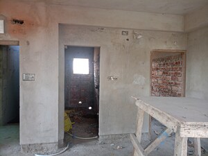 Building Lobby in 3 BHK Builder Floor at Kalighat – for Sale