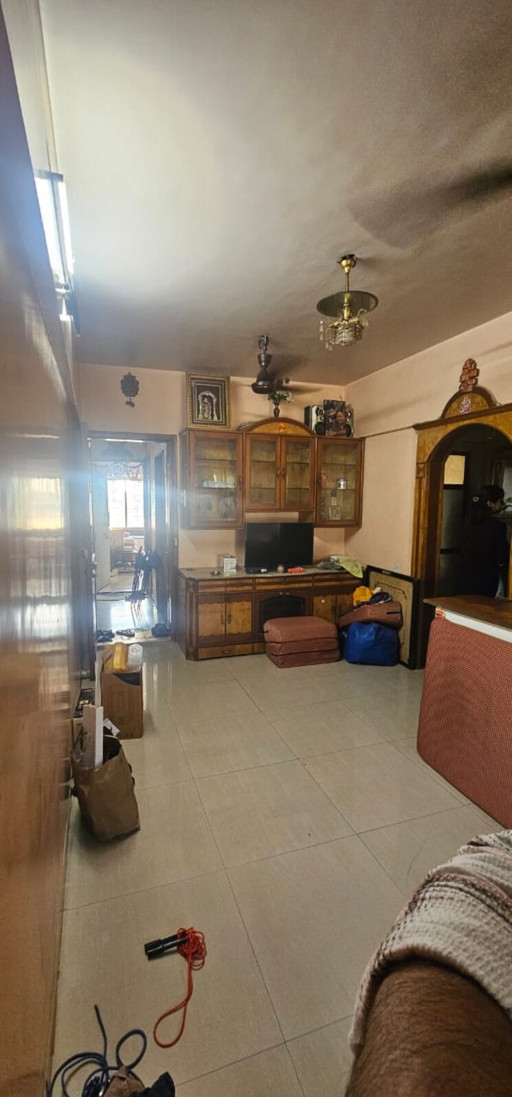 Living Room, shami-vasant-vihar-chs-ltd 1 Bedroom 600 Sq.Ft. Apartment In Vasant Vihar Thane 9642009