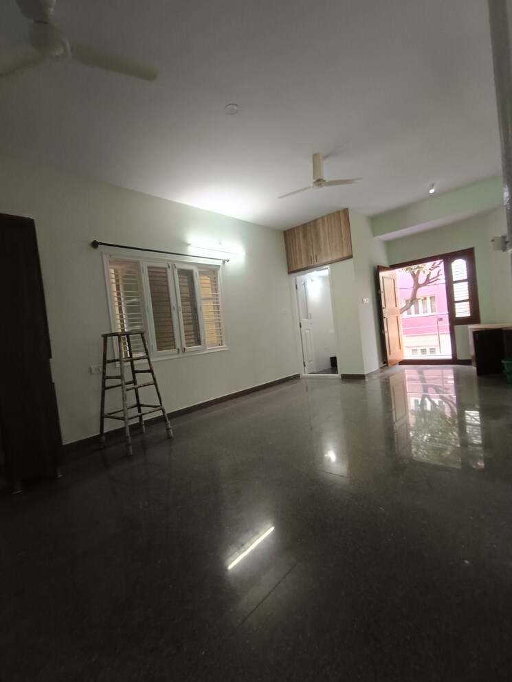 Room, hsr layout 2 Bedroom 1200 Sq.Ft. Independent House In Hsr Layout Bangalore 9641991