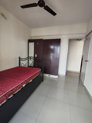 Furnished Amenities in 2 BHK Apartment at DB Orchid Suburbia, Kandivali West – for Sale