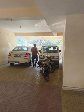 Parking in 3 BHK Apartment at Morabadi – for Sale