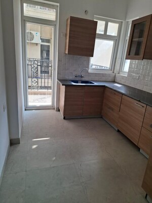 Room in 3 BHK Apartment at ATS Kocoon, Sector 109 – for Rent