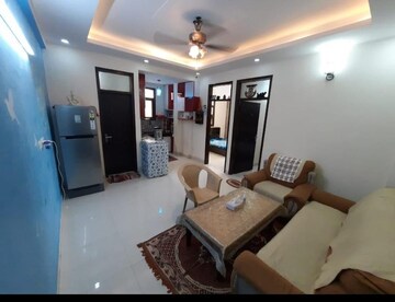 Living Room in 2 BHK Builder Floor at Sector 44 – for Rent