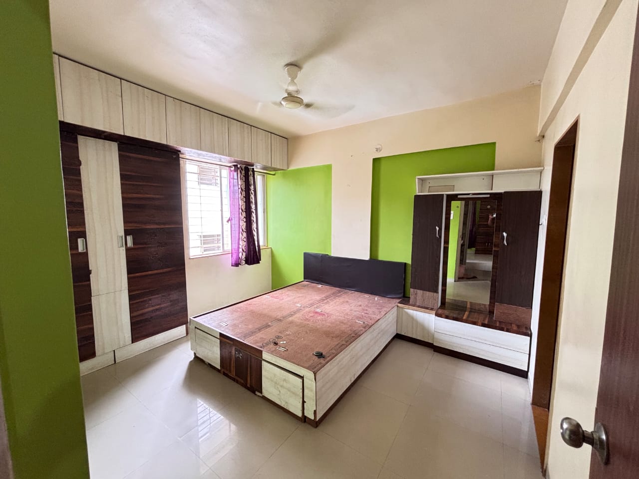 2 BHK Apartment For Sale in Gund And Pethe Life Square