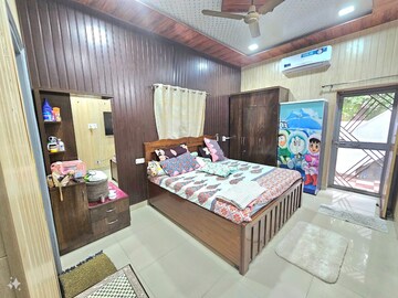 Bedroom in 3 BHK Independent House at Indira Nagar – for Sale