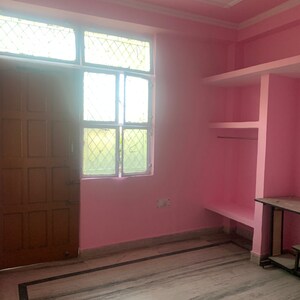 Room in 1 RK Builder Floor at Katwaria Sarai – for Rent