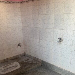 Bathroom in 1 RK Builder Floor at Katwaria Sarai – for Rent