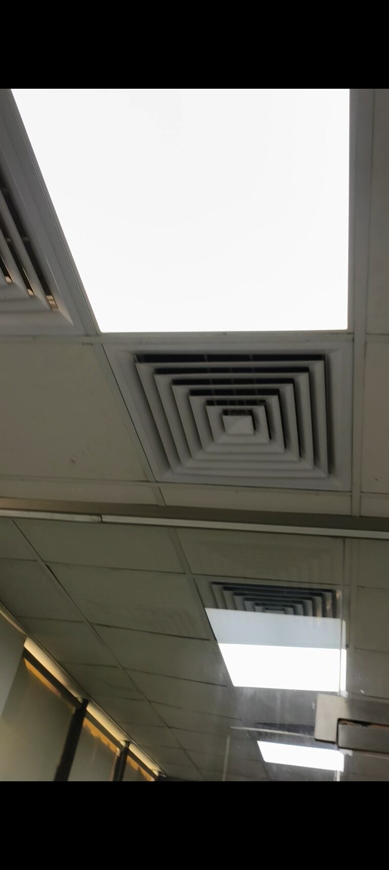 undefined, vardhman-star-shop-mall Commercial Office Space 600 Sq.Ft. In Sector 19 Faridabad 9642086