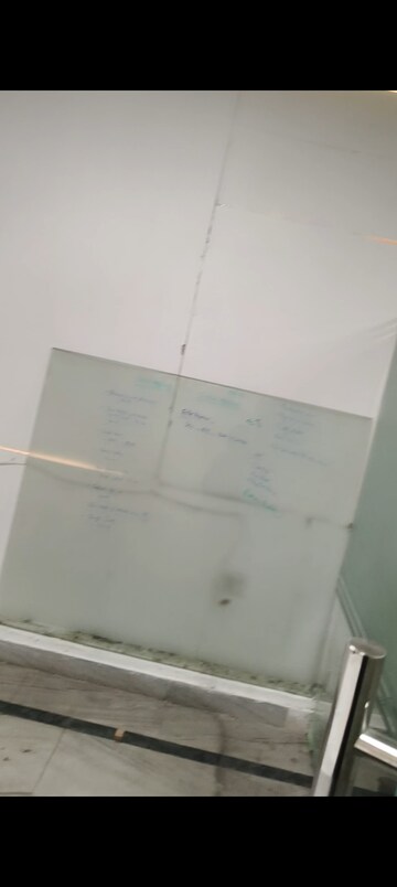 Building Lobby in  Office Space at Vardhman Star Shop Mall, Sector 19 – for Rent